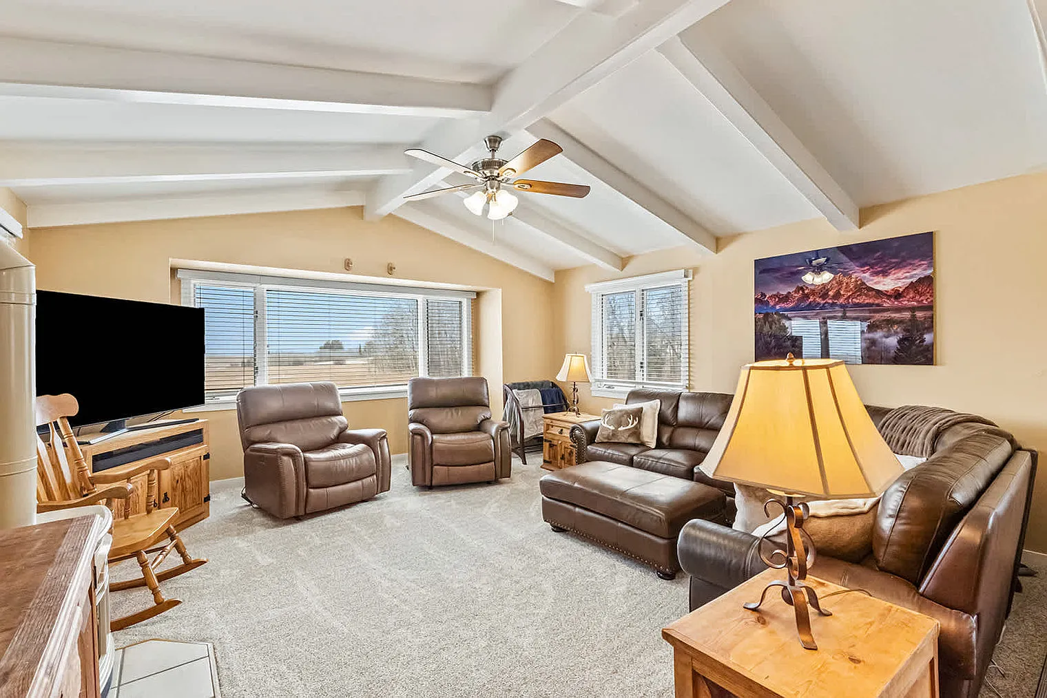 8 bed, 4.0 bath, 1474 sqft, $13,052 — Photo 1