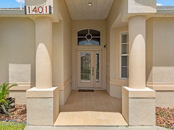 3rd image of 1401 Rila St SE