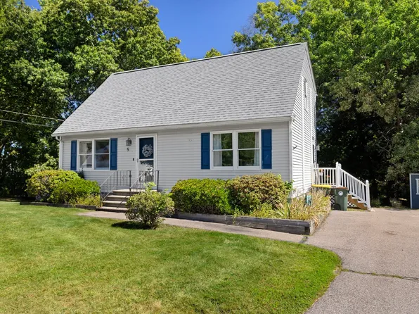 5 Rawson Rd, Bellingham, MA 02019