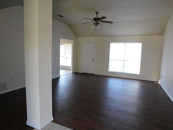 3rd image of 3108 Pecan Valley Dr