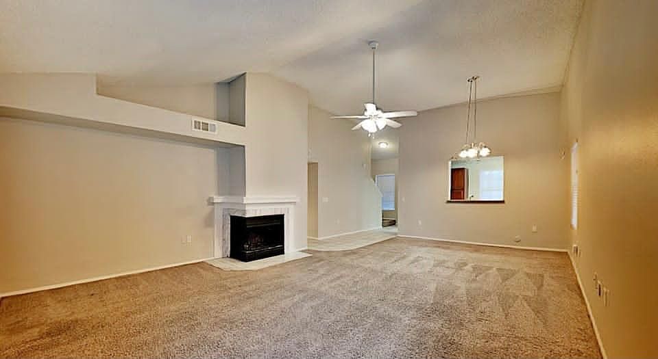 1st image of 6848 N 78th Ave #0