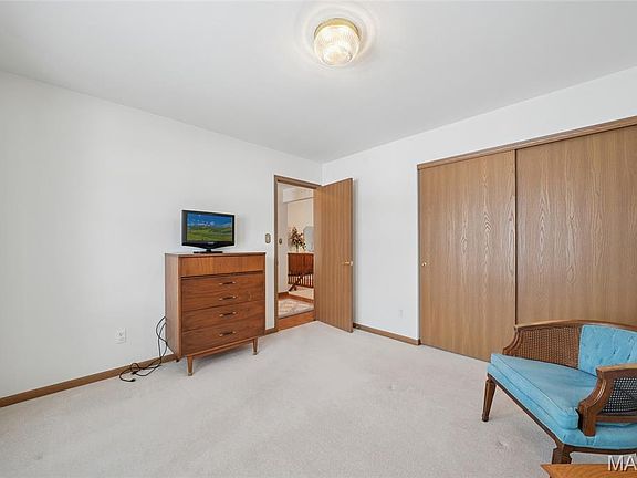 5th image of 26 Bardstown Ct #36C