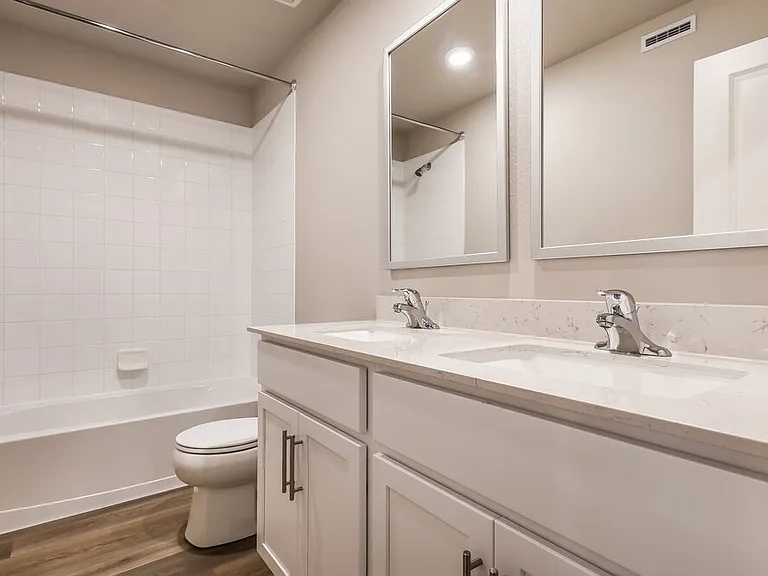 2150 Christina St — Photo 15