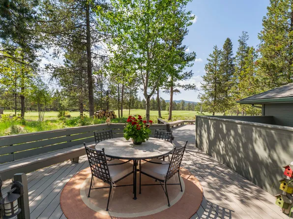 57625 Red Cedar Ln #40, Bend, OR 97707