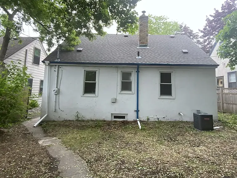 5744 24th Ave S — Photo 3