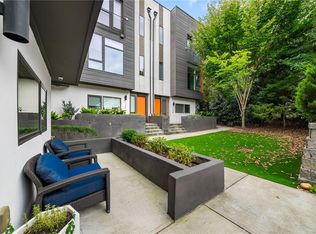 52 Reynolds Square Ln, Atlanta, GA 30307