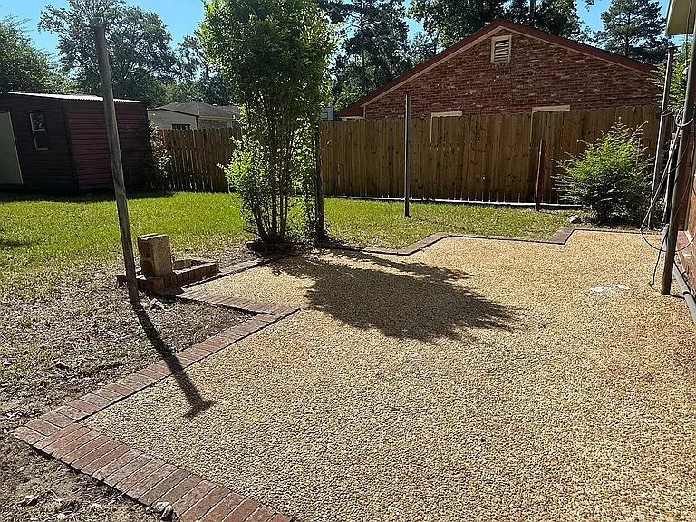 352 Henson Dr — Photo 9