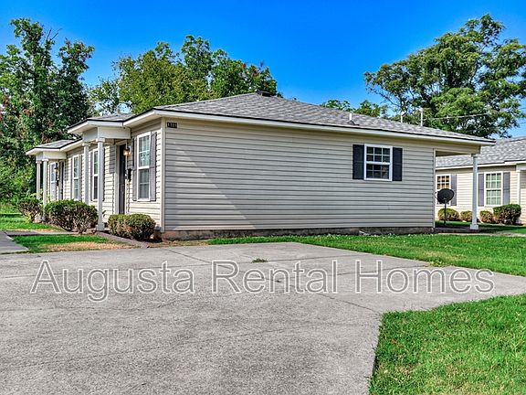 3rd image of 1718A Hicks St