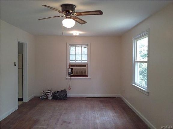 5th image of 1404 Fort Hill Dr