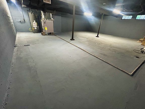 5th image of 800 S 26th St