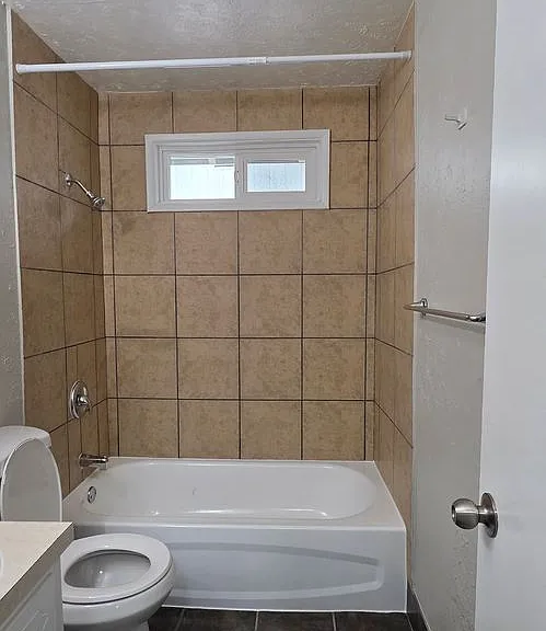494-D Street — Photo 18