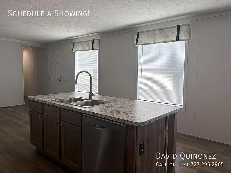 105 Azalea Ave — Photo 3