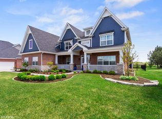 13015 Dunmoor Dr, Lemont, IL 60439