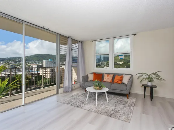 2754 Kuilei St APT 701, Honolulu, HI 96826