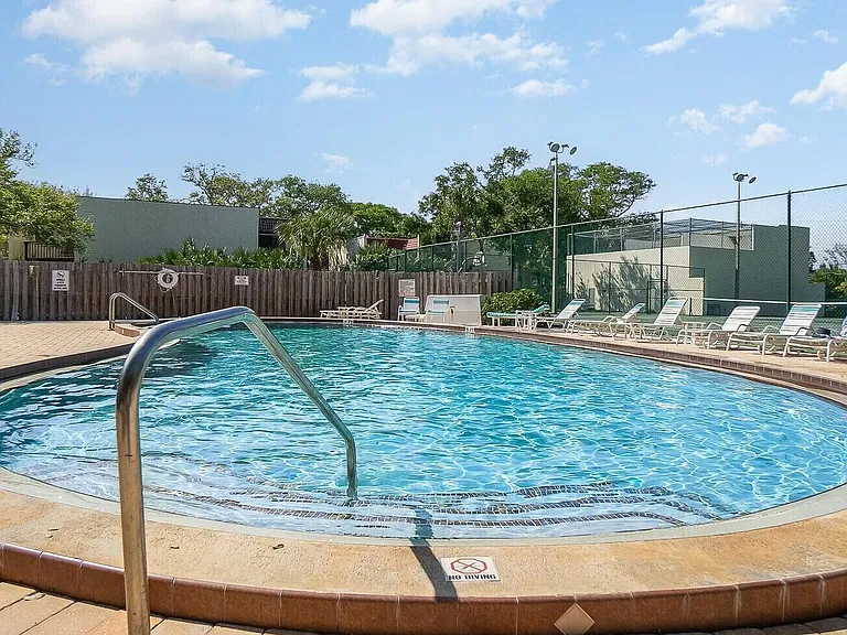8789 Live Oak Ct — Photo 23
