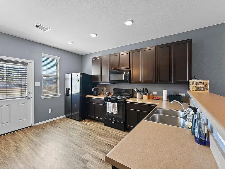13206 Clifton Hill Ln — Photo 12