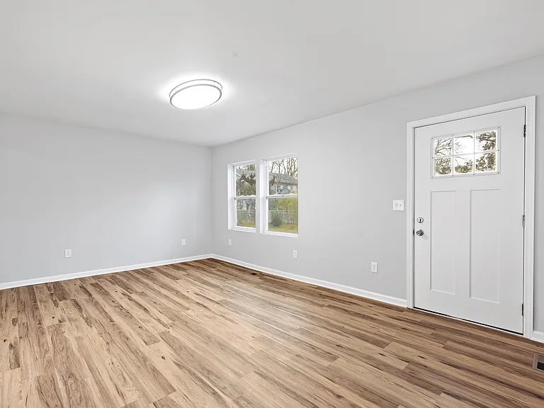 2127 Garfield Ave — Photo 18