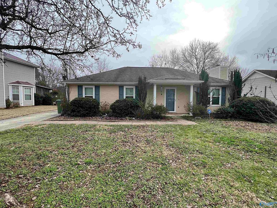 1st image of 2533 Pioneer Dr