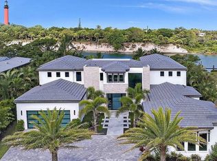 102 Lighthouse Dr, Jupiter Inlet Colony, FL 33469