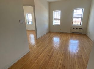 890 W Beech St APT 2F, Long Beach, NY 11561