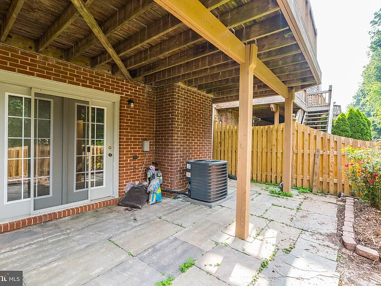 3827 Inverness Rd — Photo 32
