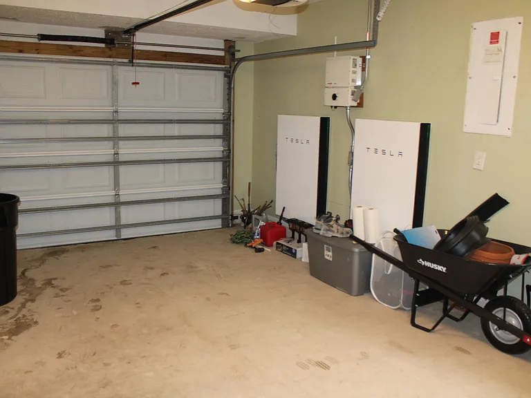 2533 SE Grand Dr — Photo 9