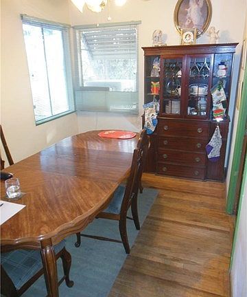 4th image of 3104 Del Rosa Ave