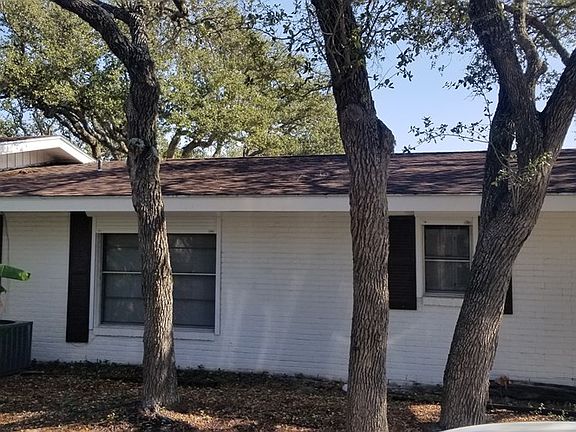 3rd image of 1901 Shores Ln