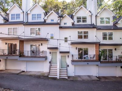 704 Durant Pl NE, Atlanta, GA, 30308