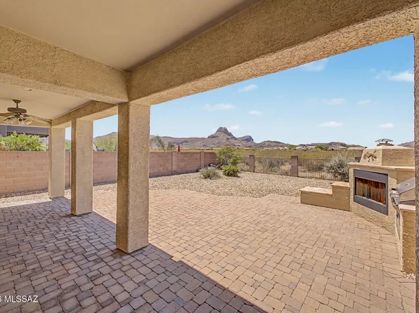 8273 N Amber Burst Dr, Tucson, AZ 85743