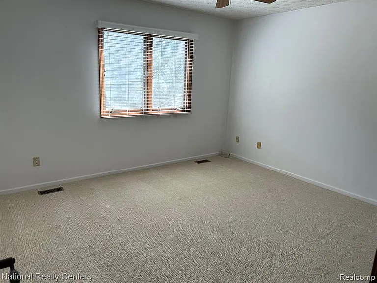 6572 Ridgeview Dr — Photo 15