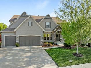 11509 W 158th St, Overland Park, KS 66221