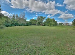 Daisy St, Greeneville, TN 37743
