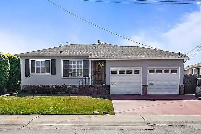 3834 Colegrove St #3834 — Photo 1