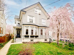 58 Grove St, Haddonfield, NJ 08033