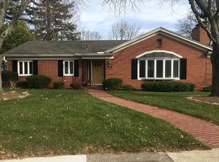 586 Woodview Dr, Dayton, OH 45419