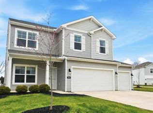 384 Kells Ct E, Newark, OH