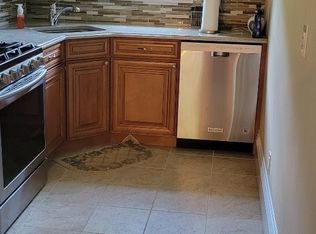28 Spruce St, Selden, NY 11784
