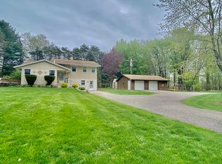 3775 Woods Rd, Leslie, MI 49251