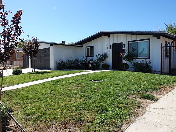 2nd image of 38467 36th St E