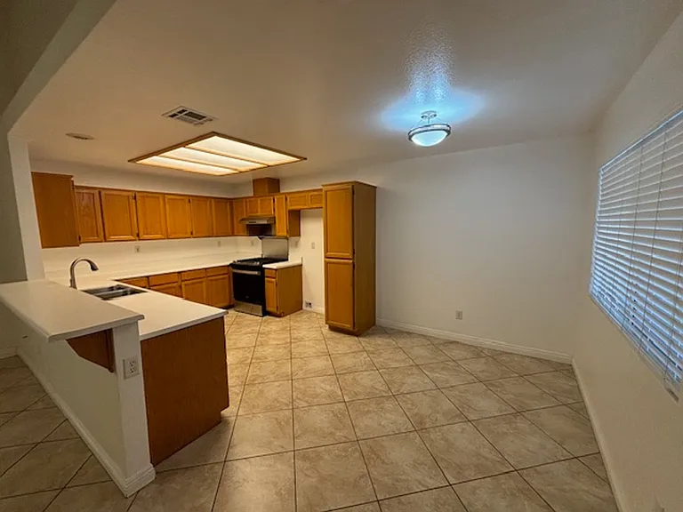 374 Solano Ave — Photo 2