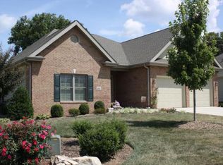 1051 Waterbrooke Ln, Johnson City, TN 37604