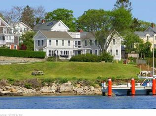 16 Riverview Ave, Groton, CT 06340