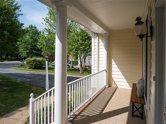 4th image of 5004 Amberwood Cir