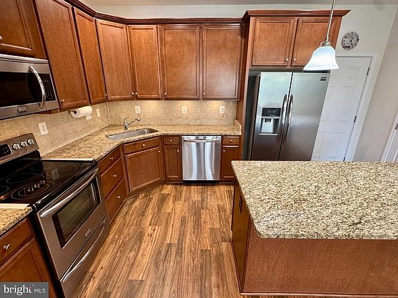 4th image of 14854 Mason Creek Cir