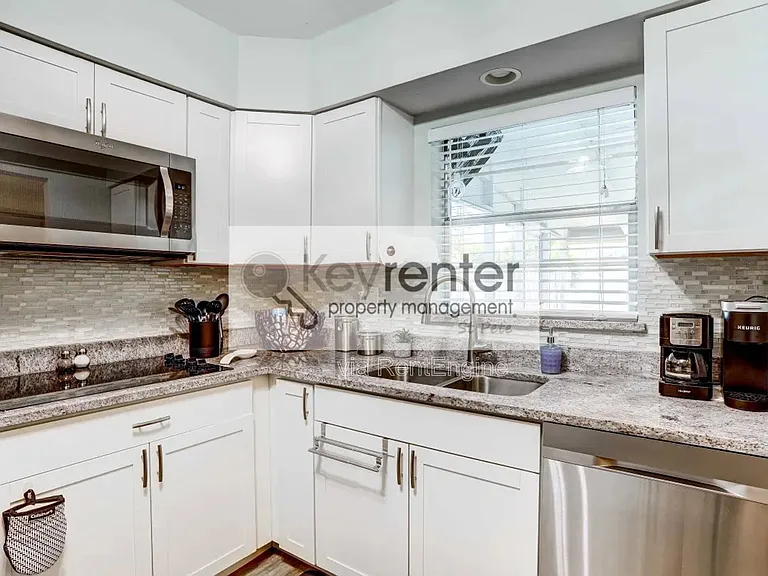 9954 48th Pl N — Photo 19