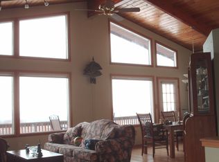 18560 Rouse Cir, Eagle River, AK 99577