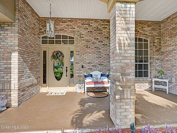 5th image of 1865 Amberwood Dr SE