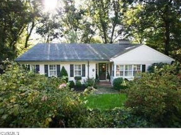 2nd image of 105 Tempsford Ln