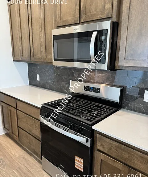4006 Eureka Dr — Photo 13